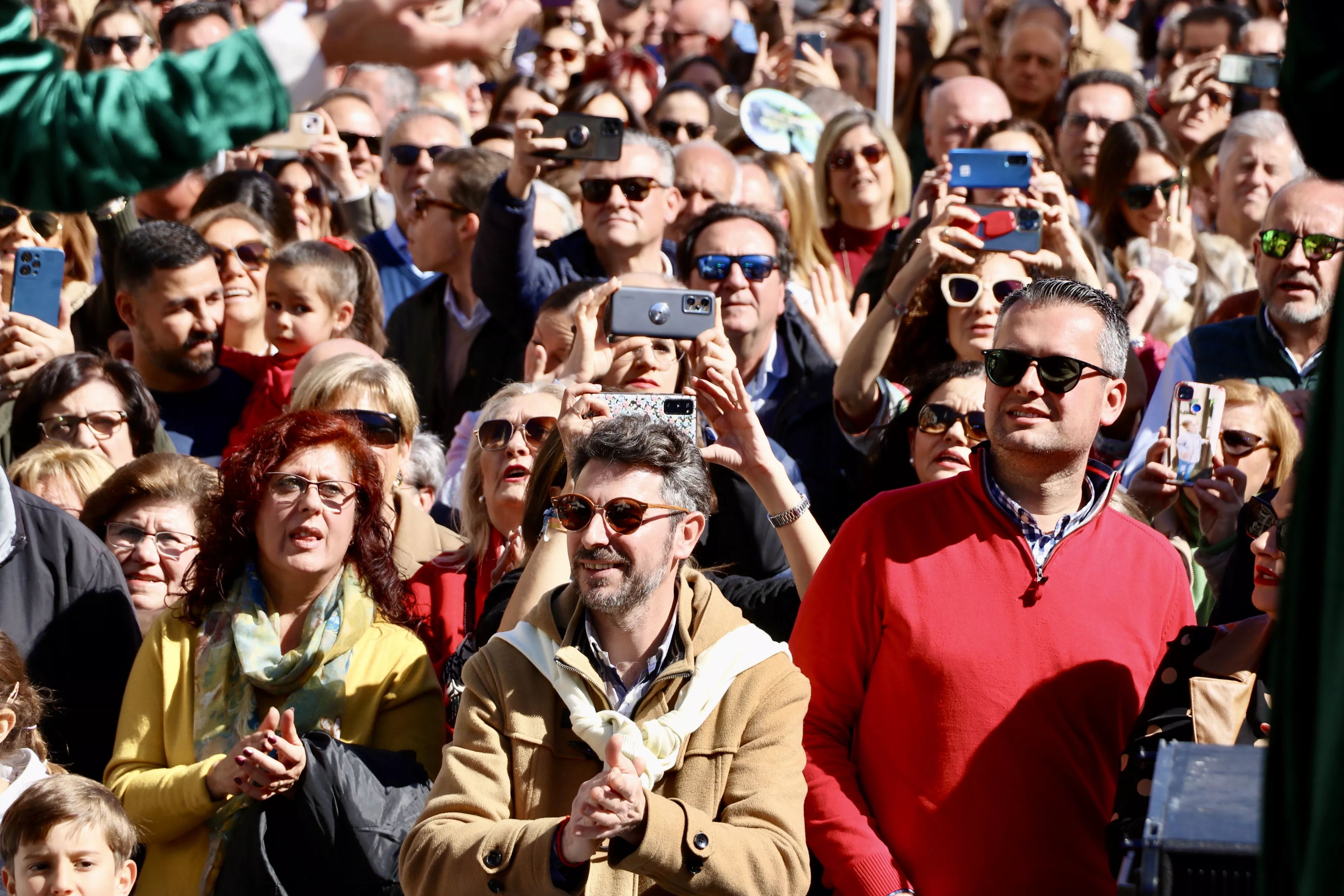 Día de Andalucía en Lucena:  Concierto de 'Siempre Así' en la Plaza Nueva