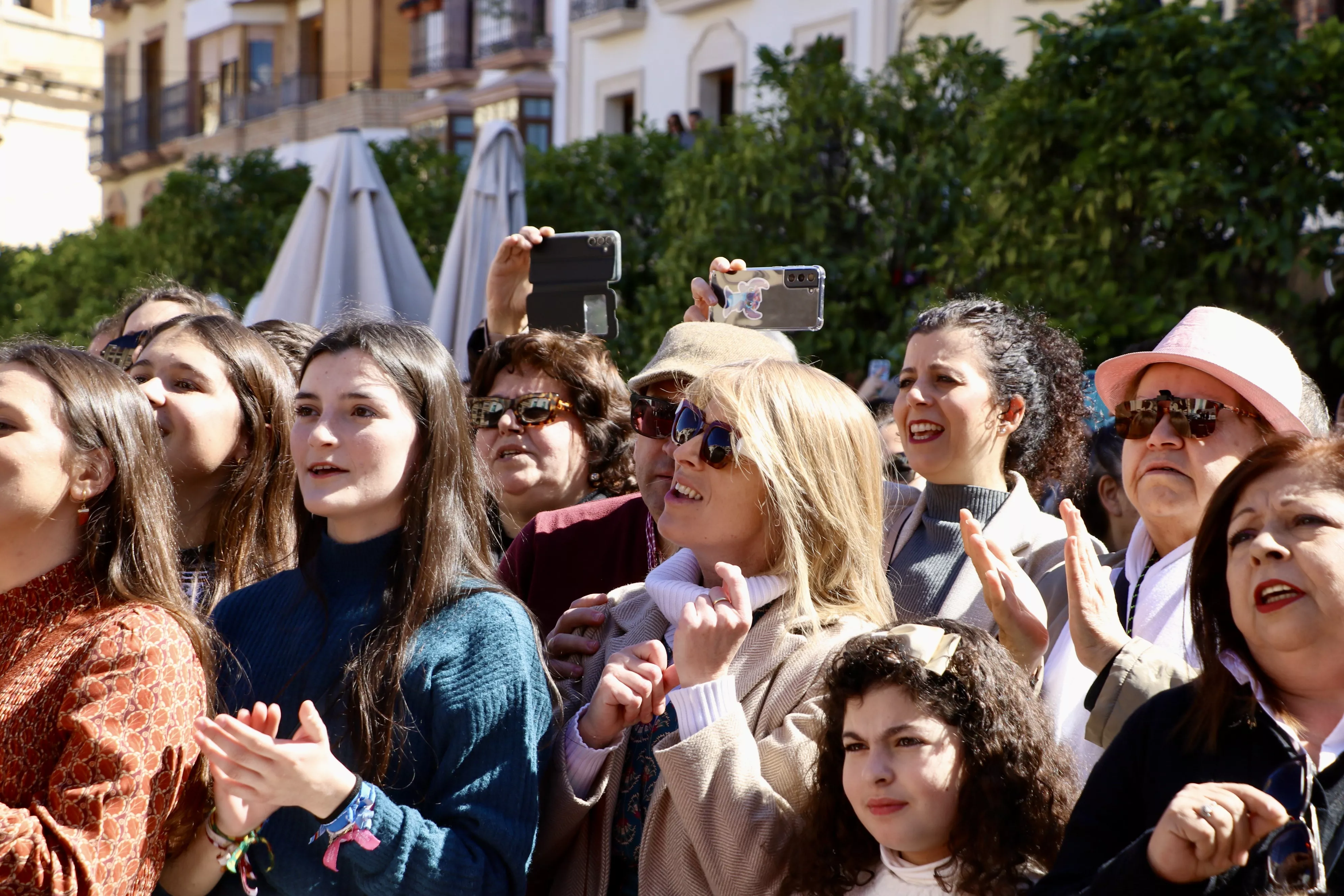 Día de Andalucía en Lucena:  Concierto de 'Siempre Así' en la Plaza Nueva