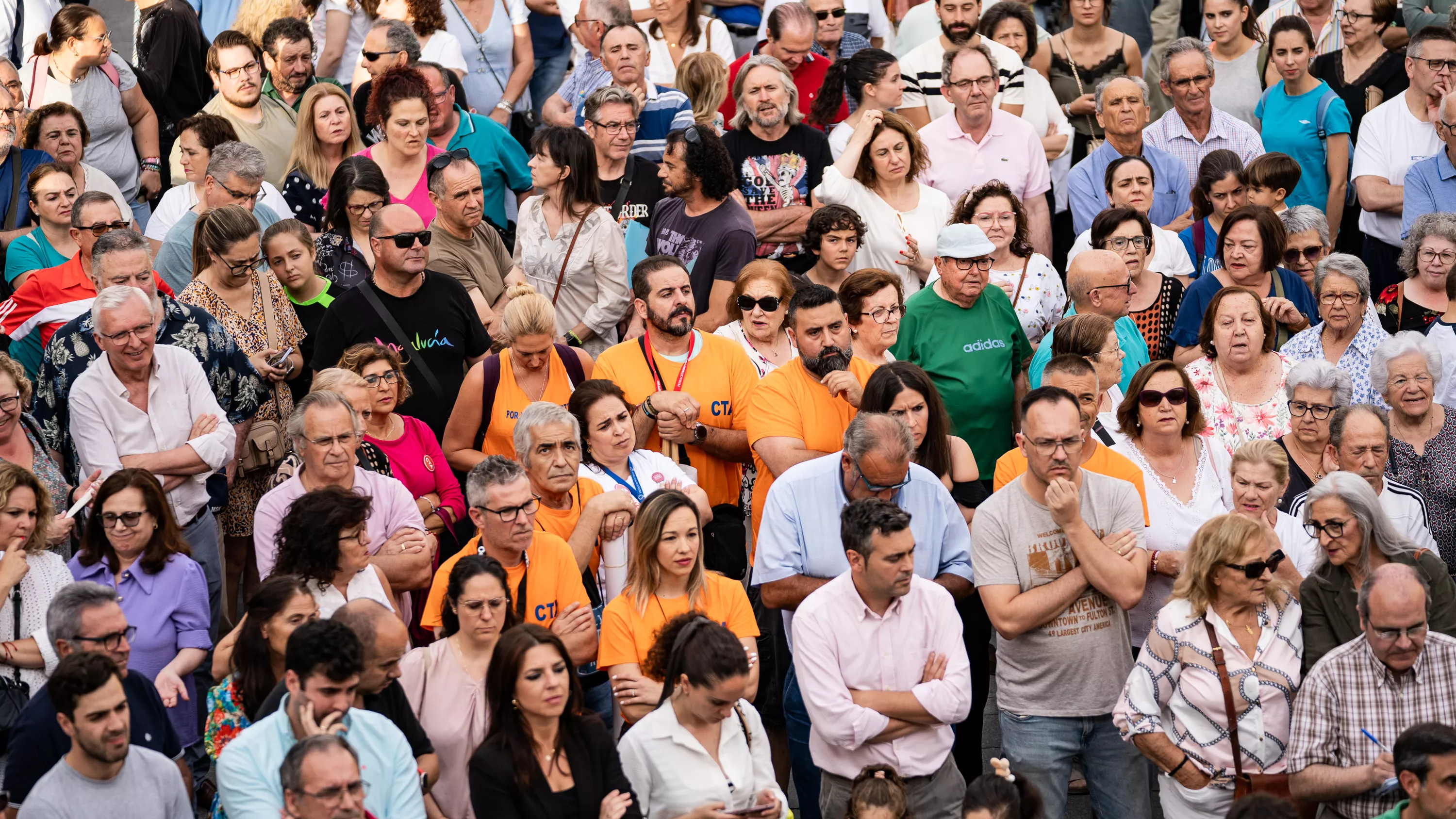 Concentración en la Plaza Nueva para exigir un hospital en Lucena