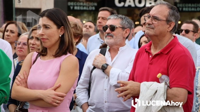 Concentración en la Plaza Nueva para exigir un hospital en Lucena