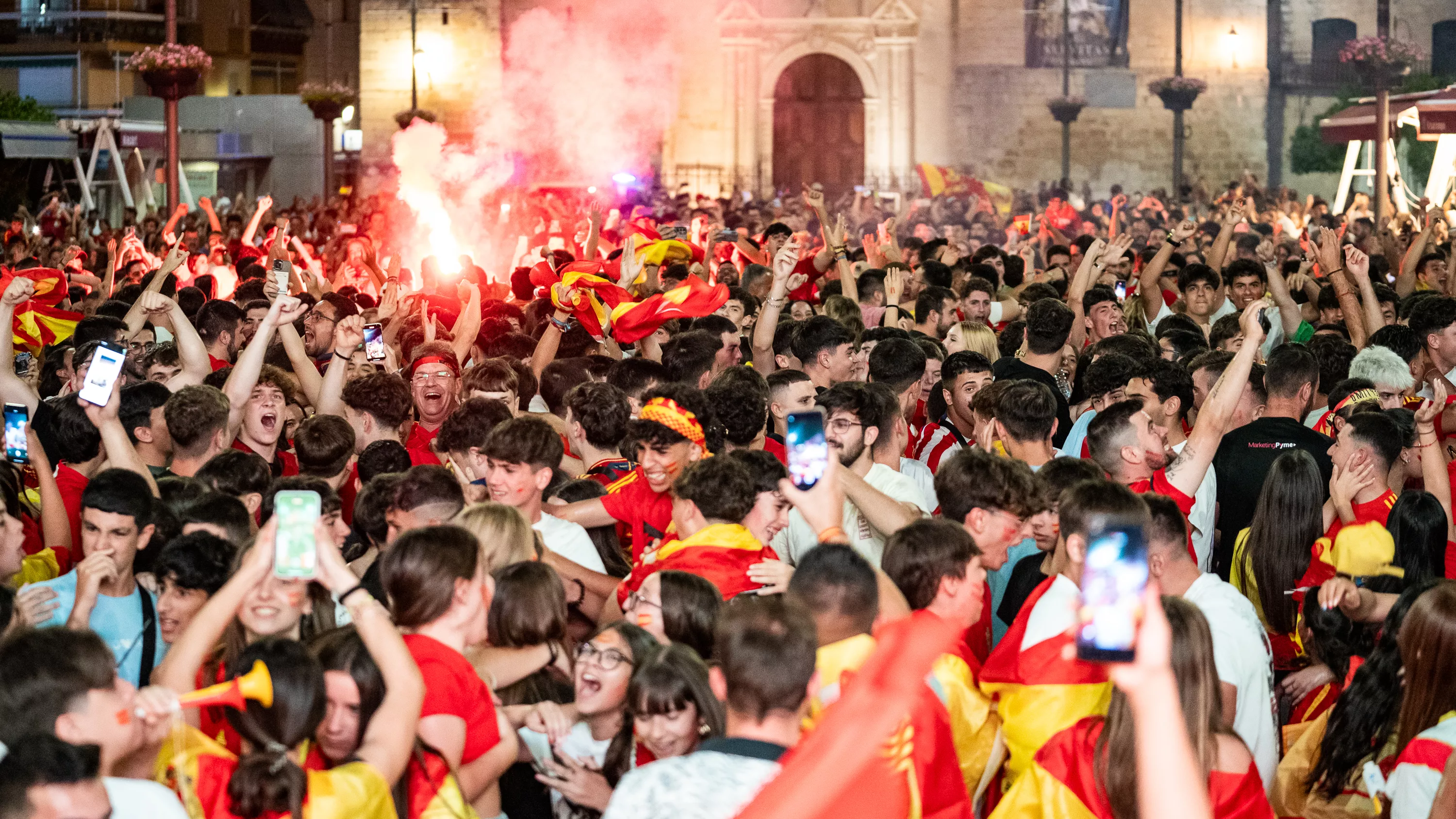 Lucena celebra el cuarta Eurocopa de Fútbol de España