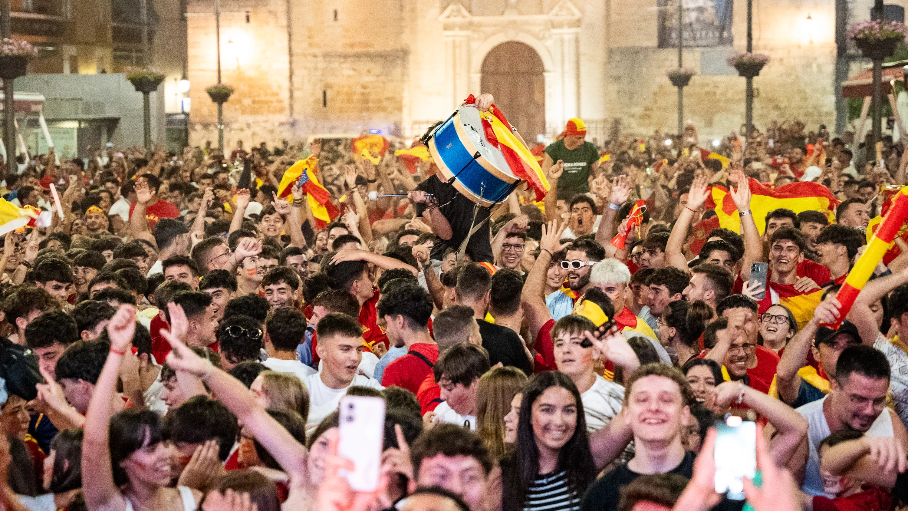 Lucena celebra el cuarta Eurocopa de Fútbol de España