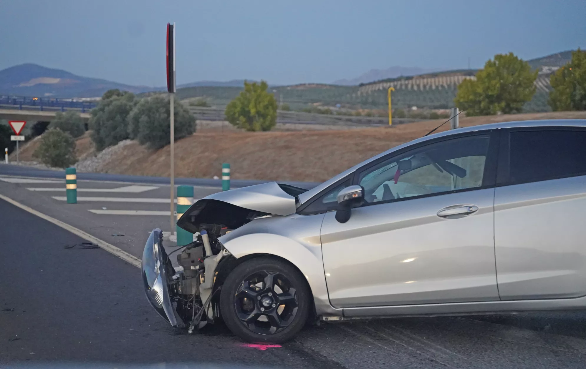 Accidente en el cruce de la A318 y A45