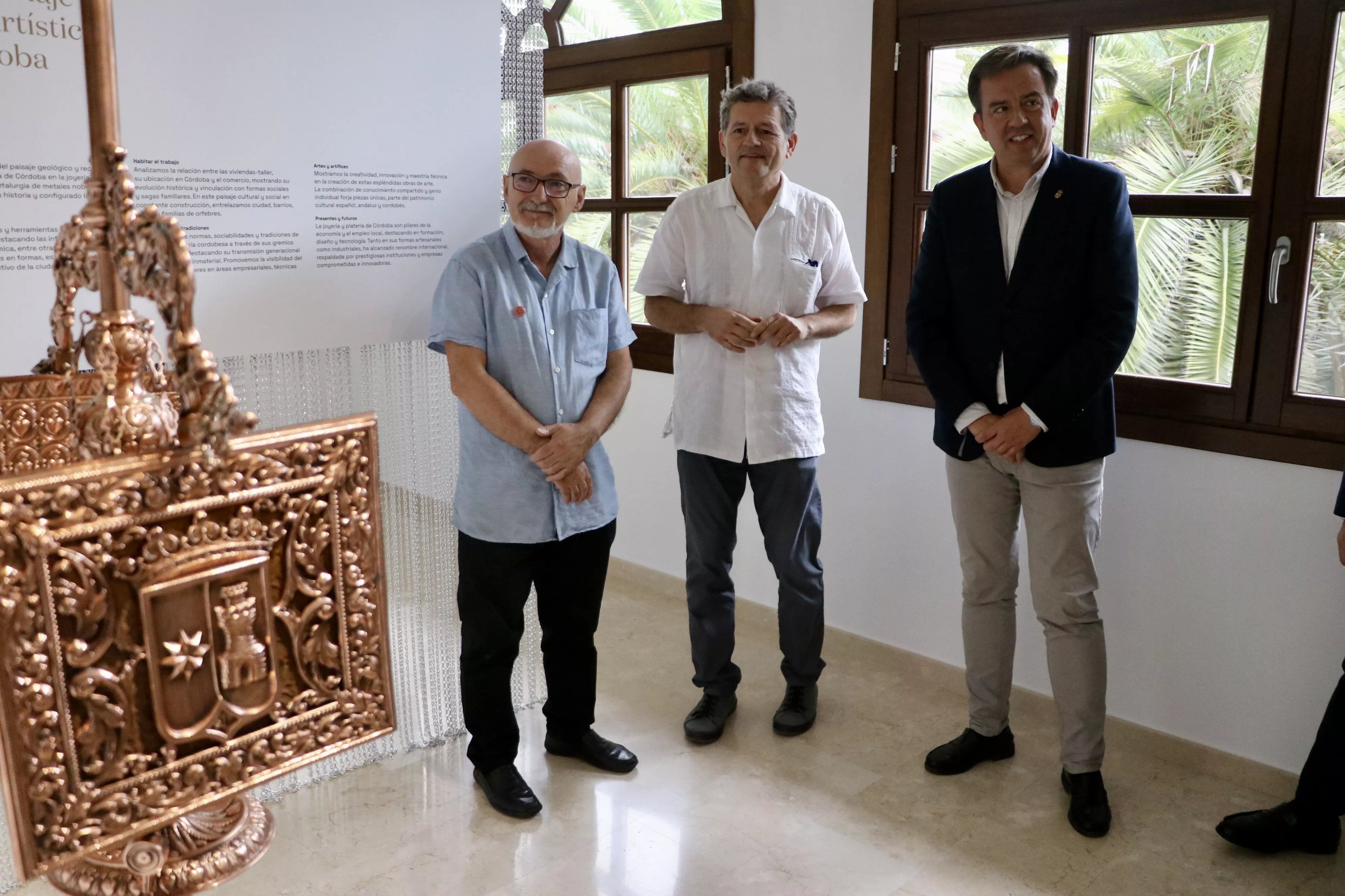 Exposición "Todo lo que brilla" en Lucena