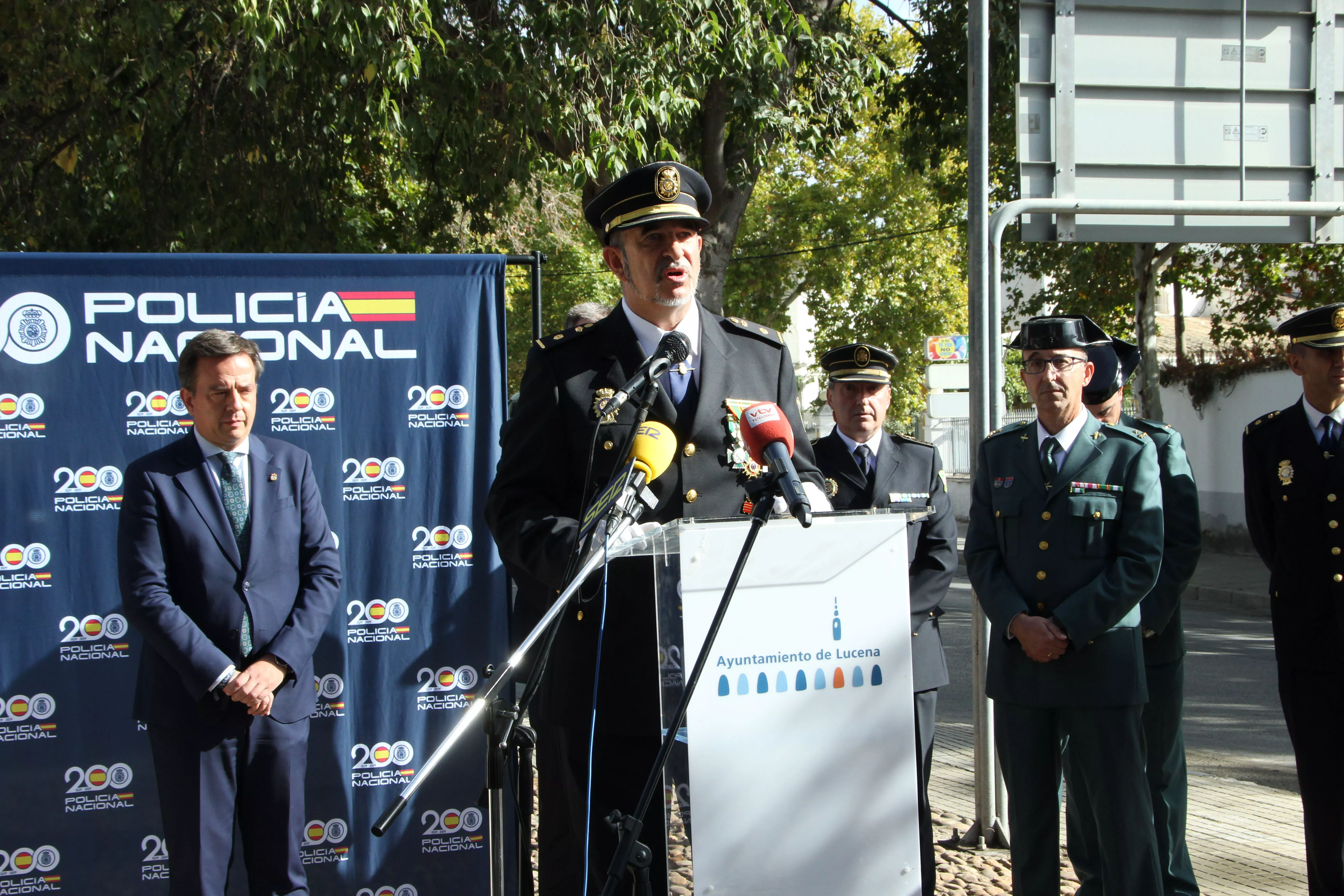 Acto de nominación de la Avenida de la Policía Nacional