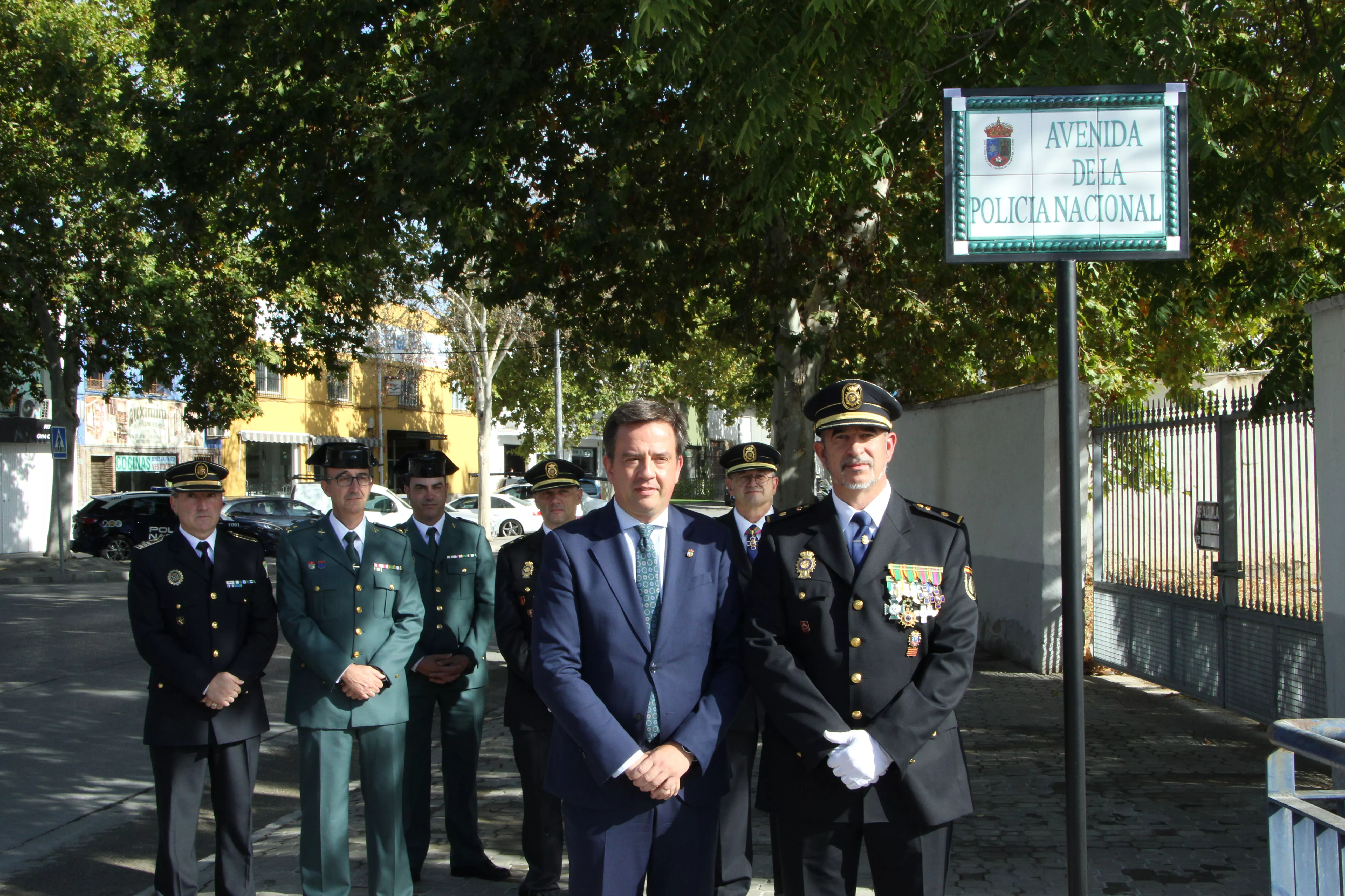 Acto de nominación de la Avenida de la Policía Nacional