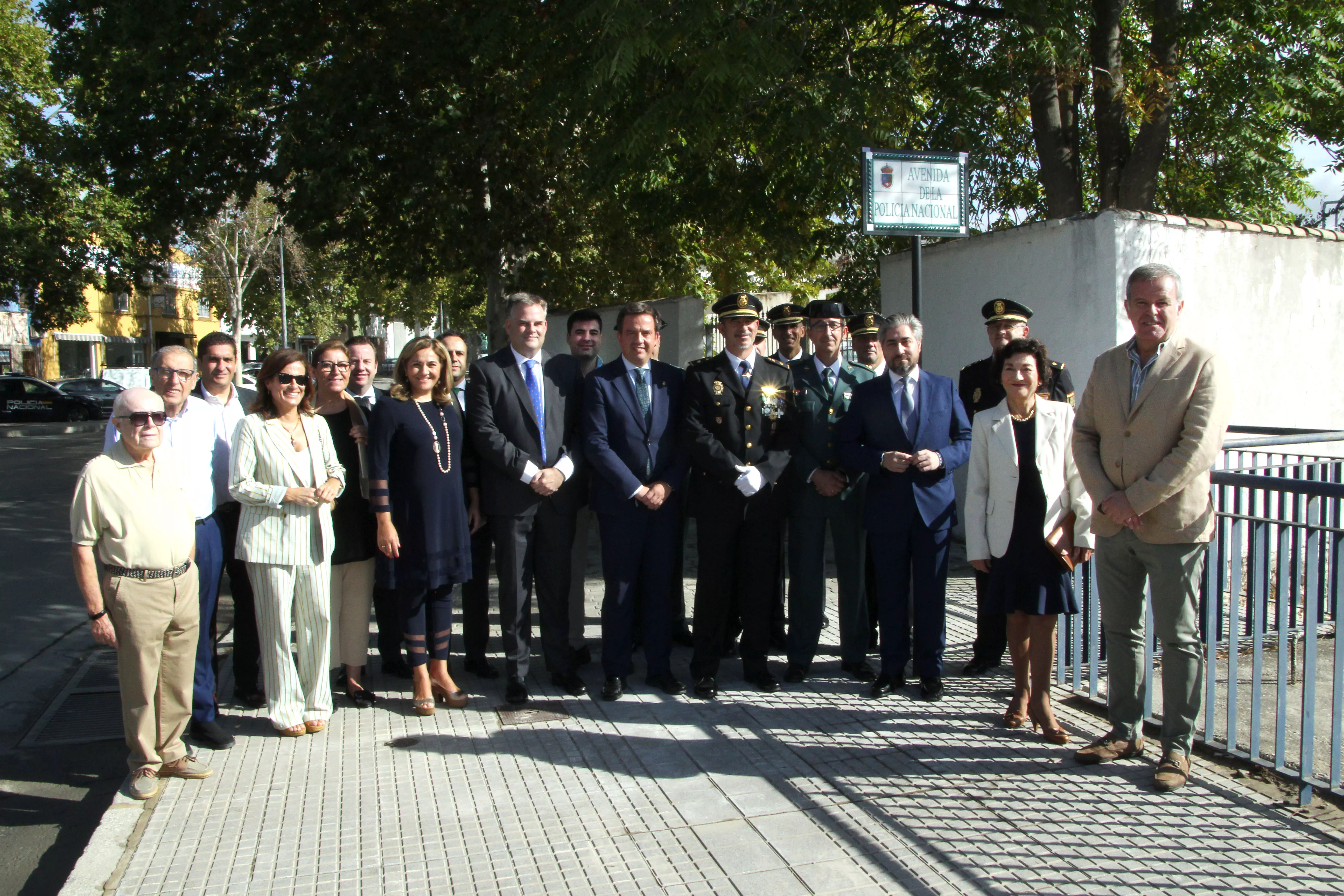 Acto de nominación de la Avenida de la Policía Nacional