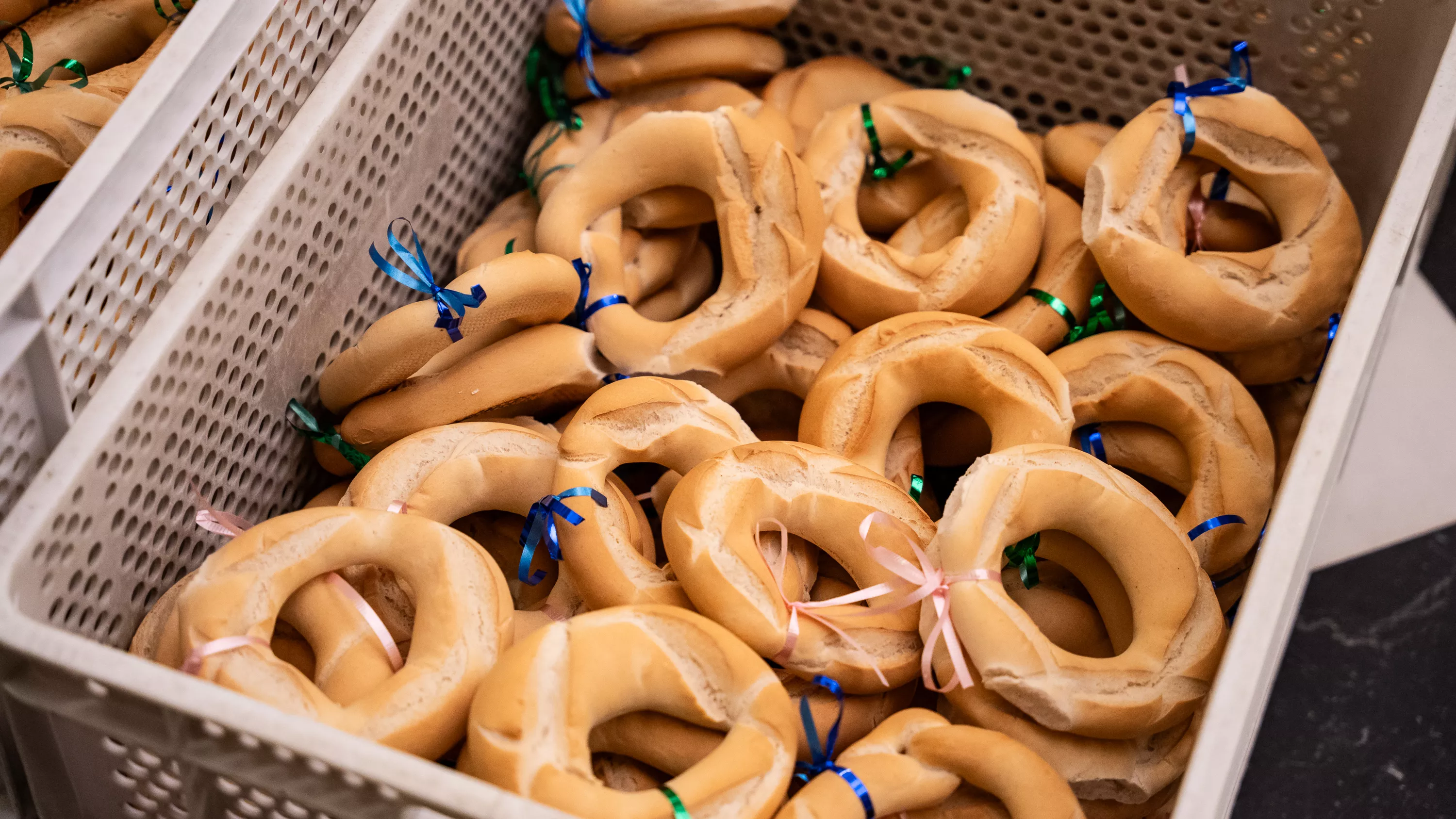 Reparto de rosquillas de San Rafael