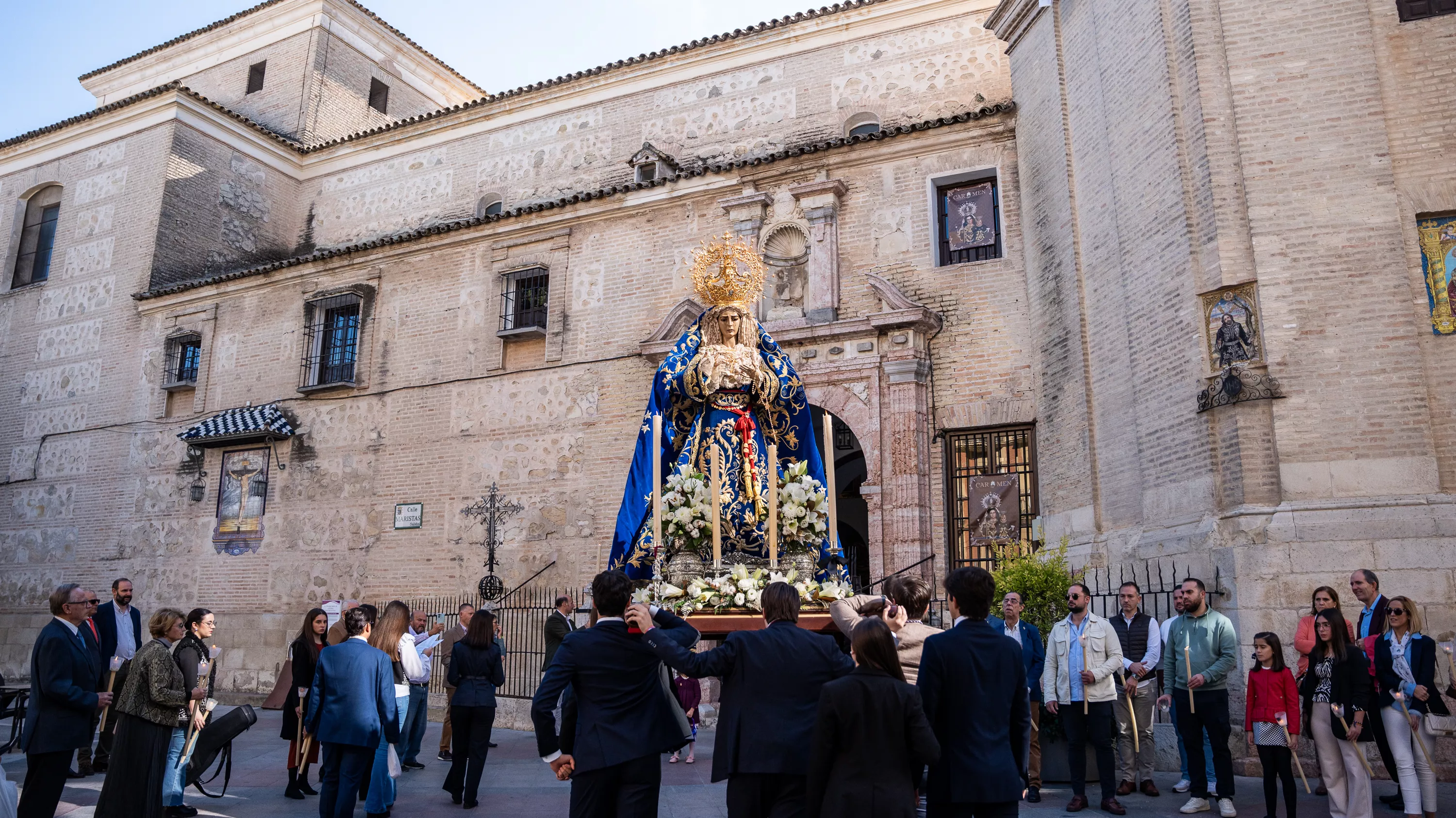 Rosario por las Vocaciones a María Stma. del Mayor Dolor