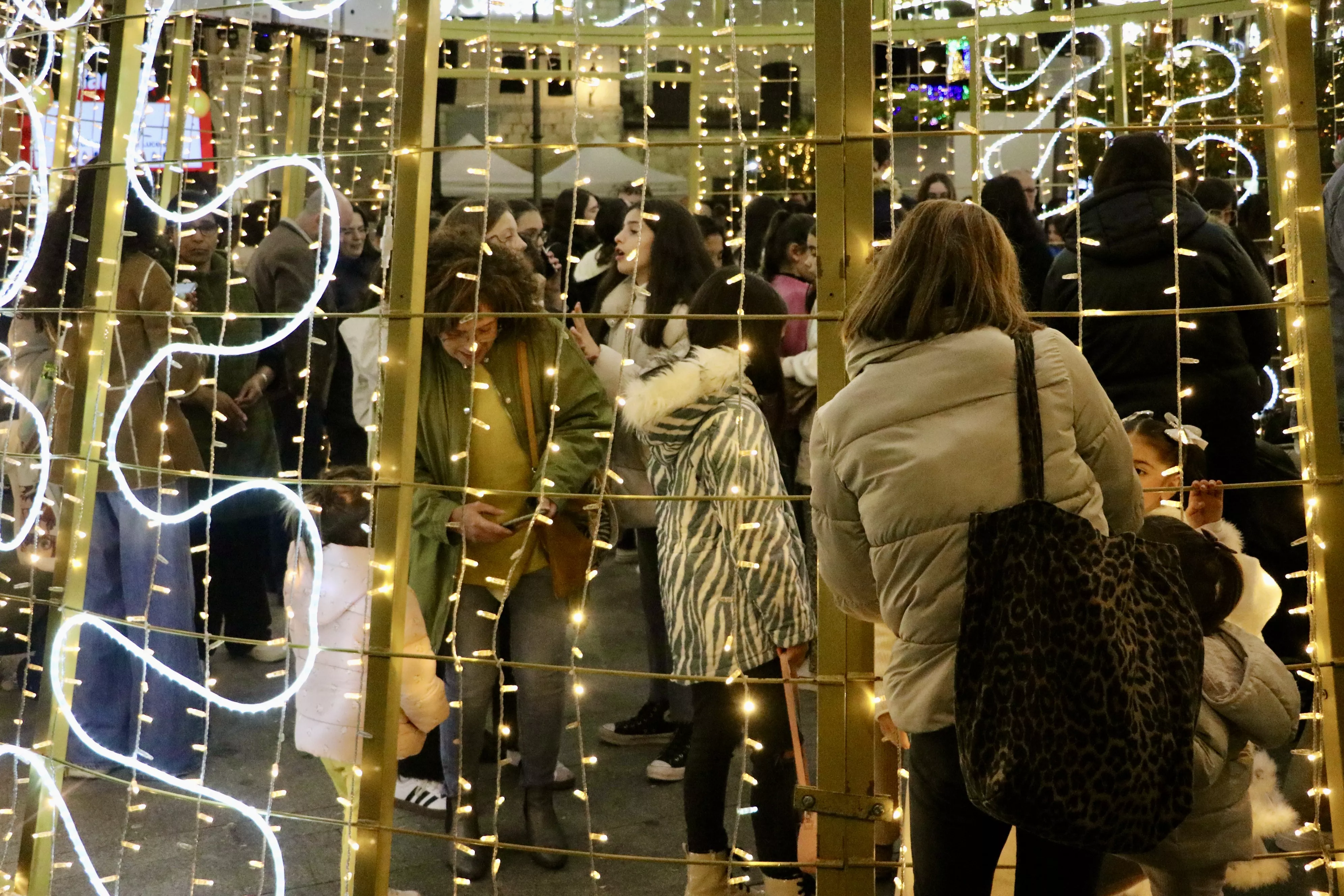 Las primeras imágenes del encendido del alumbrado especial de Navidad