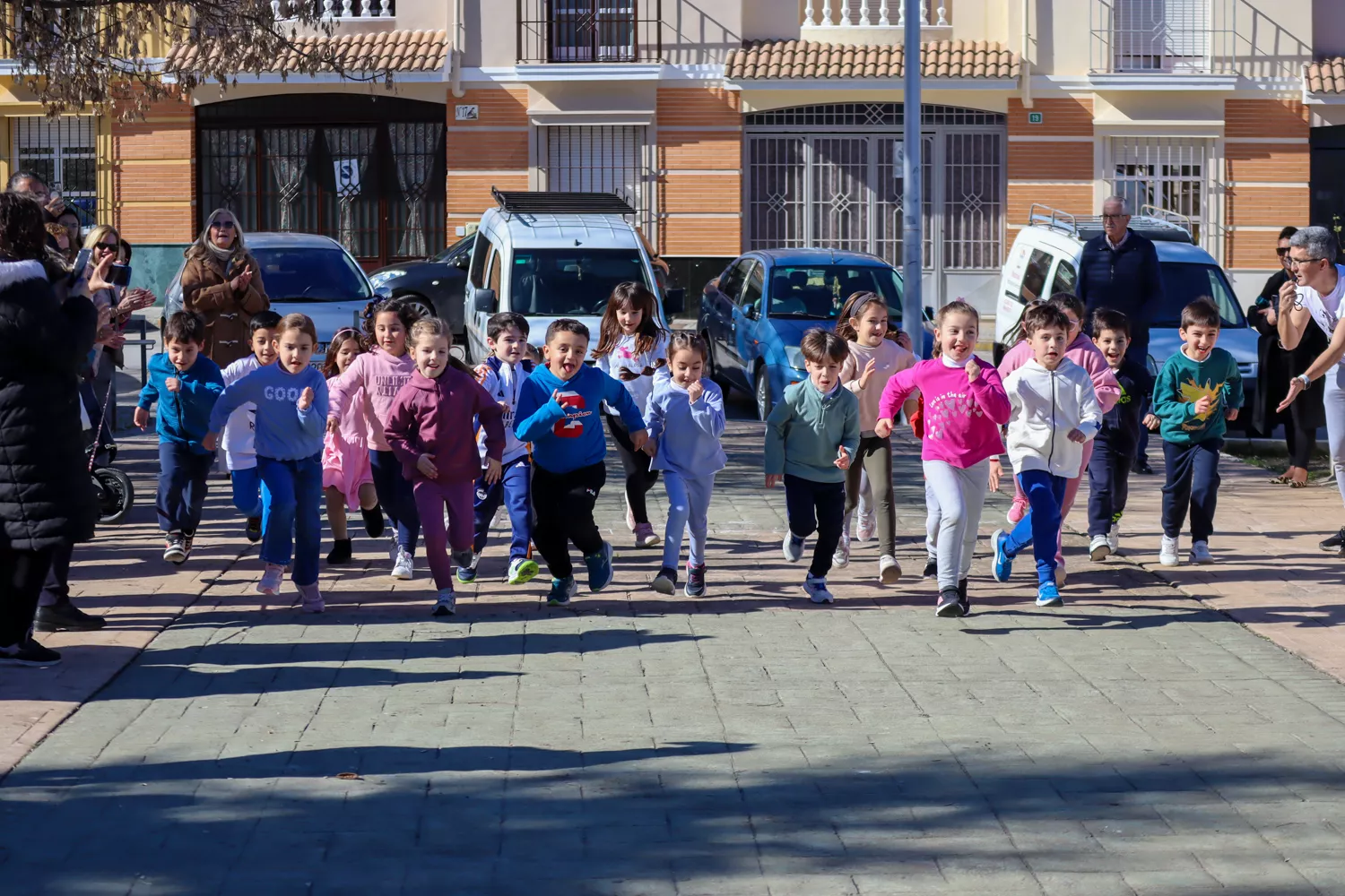 Carrera solidaria alumnos CEIP Barahona de Soto 35