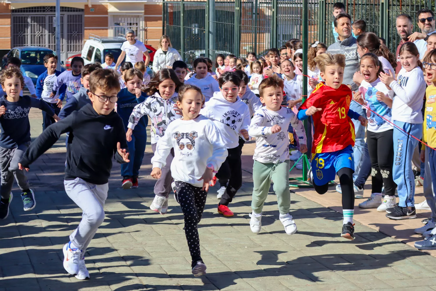 Carrera solidaria alumnos CEIP Barahona de Soto 44