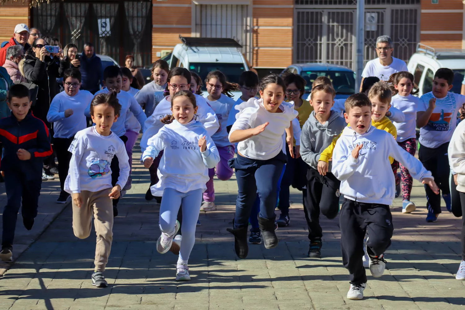 Carrera solidaria alumnos CEIP Barahona de Soto 53