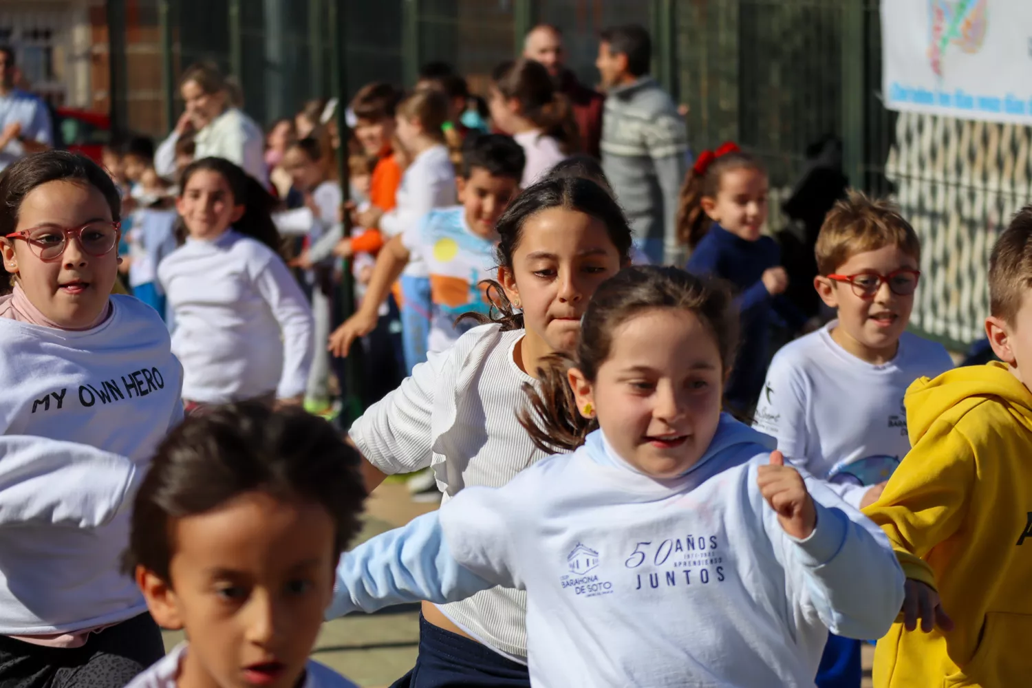 Carrera solidaria alumnos CEIP Barahona de Soto 54