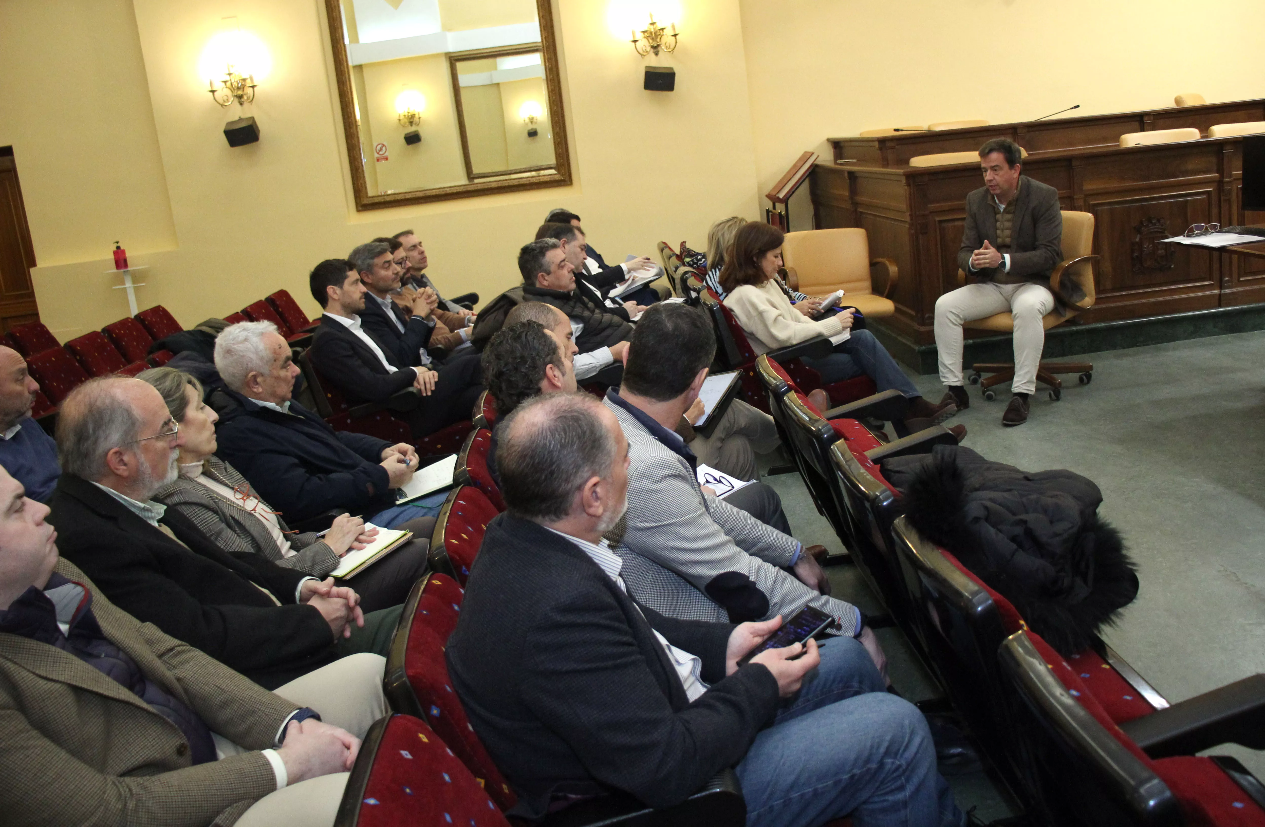 Un momento de la reunión con el sector del frío para la puesta en marcha de esta iniciativa