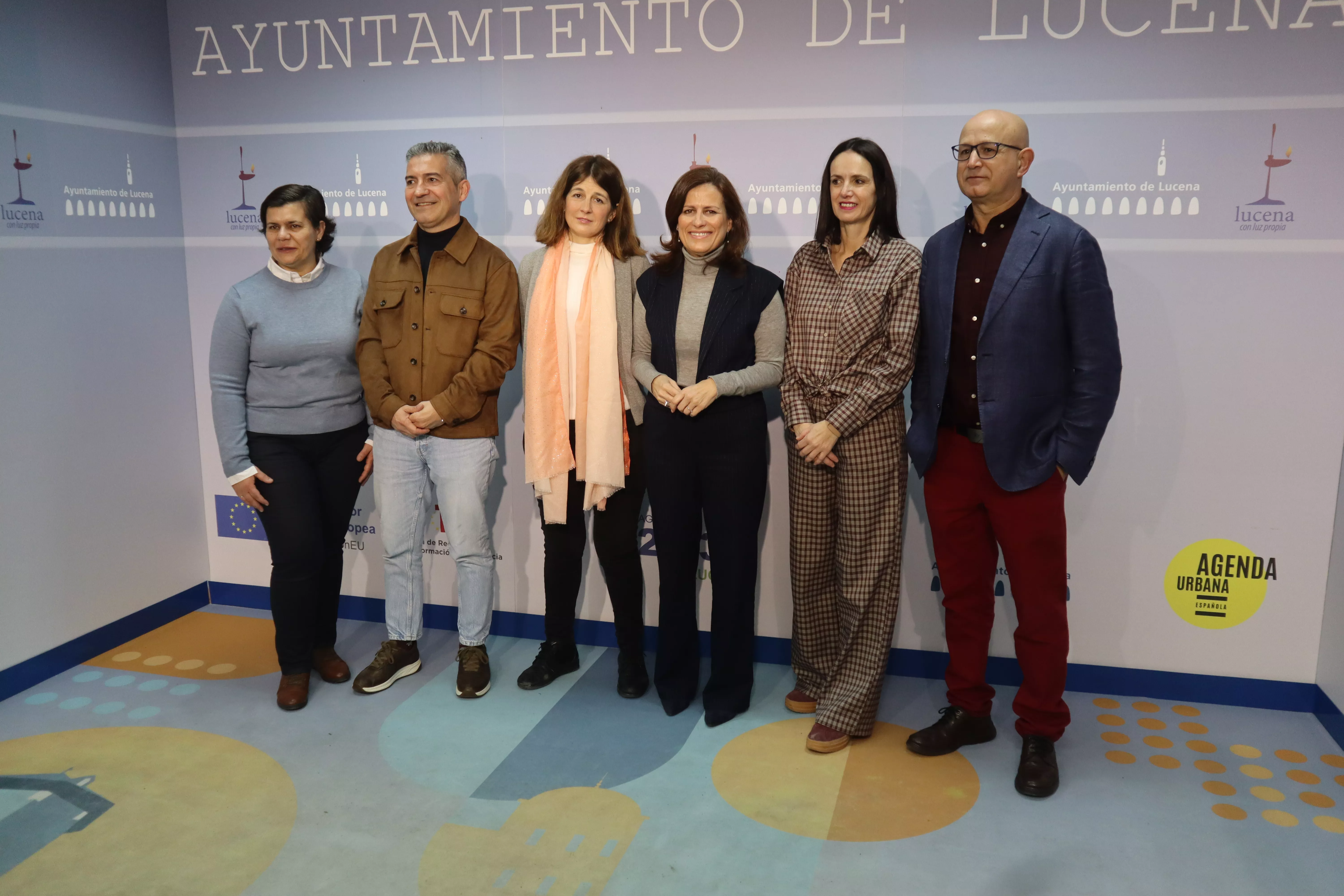 La edil de Educación, Míriam Ortiz, junto a los orientadores de los distintos institutos de la ciudad, que coordinan el Salón del Estudiante