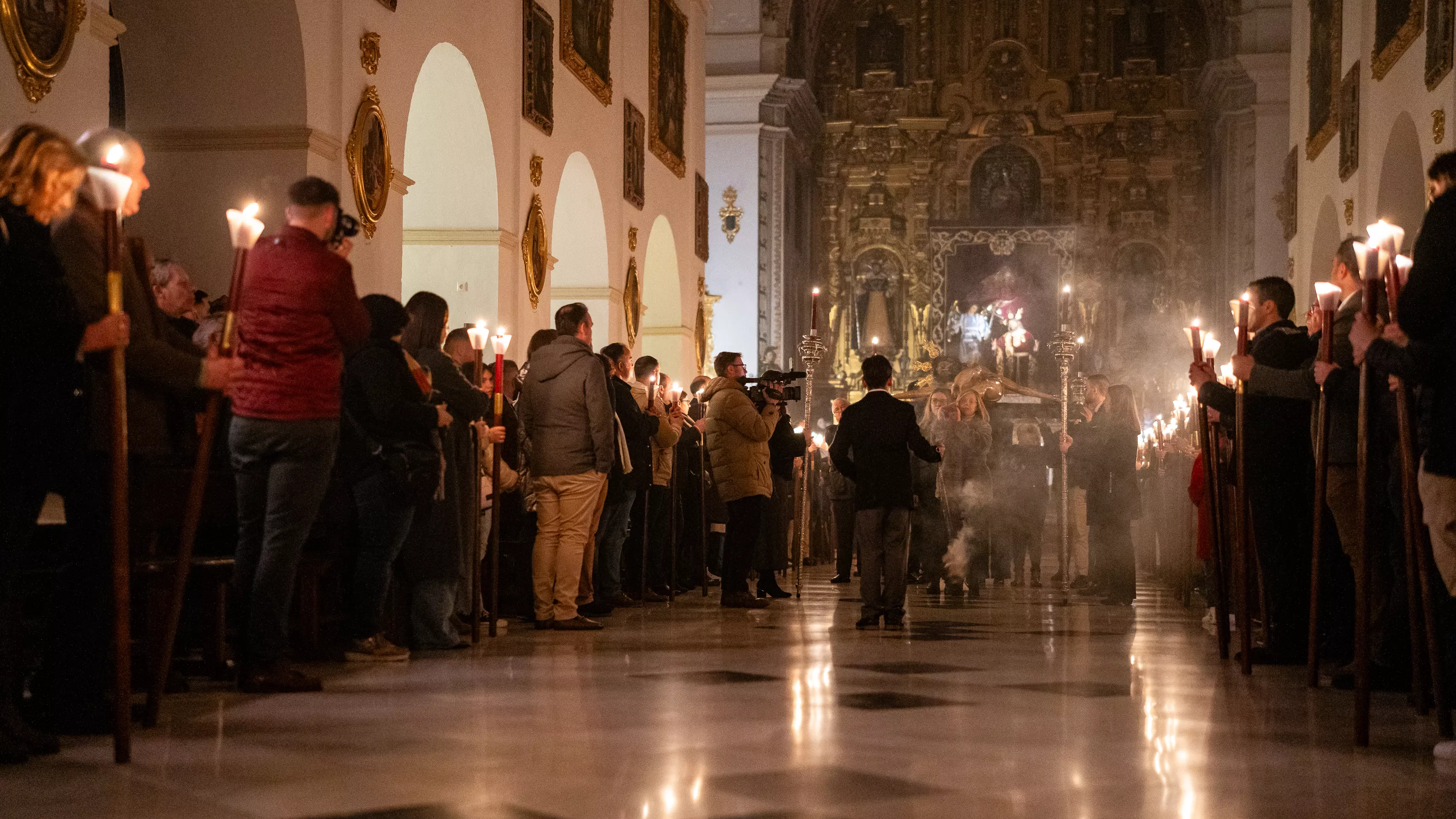 Cuaresma 2025   Via Crucis de las Familias SANGRE (14)